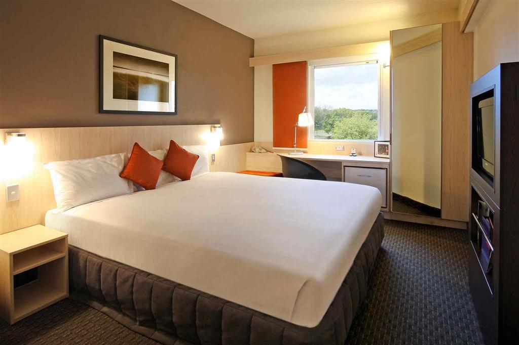 Ibis Auckland Ellerslie Hotel Exterior photo