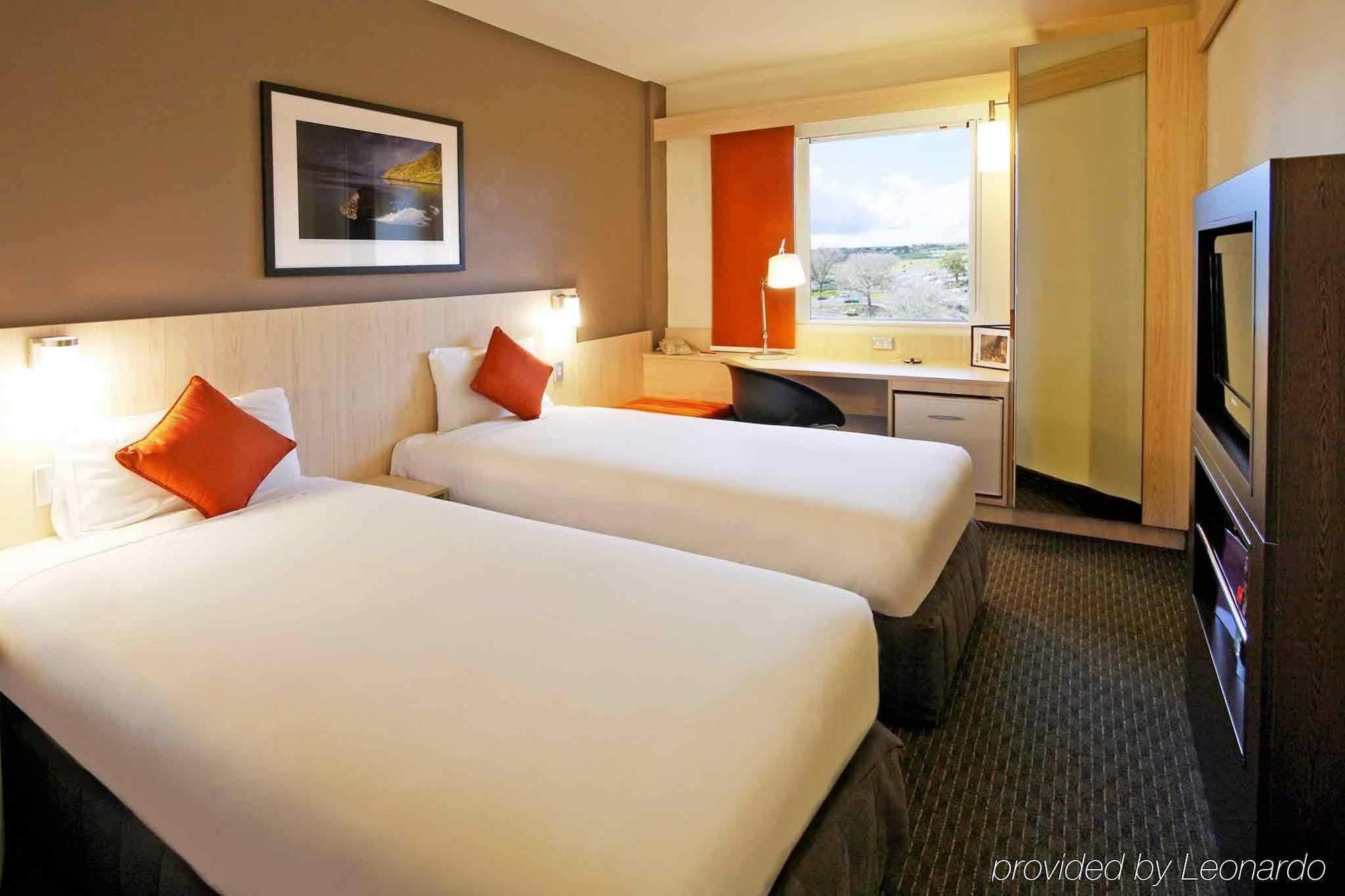 Ibis Auckland Ellerslie Hotel Exterior photo